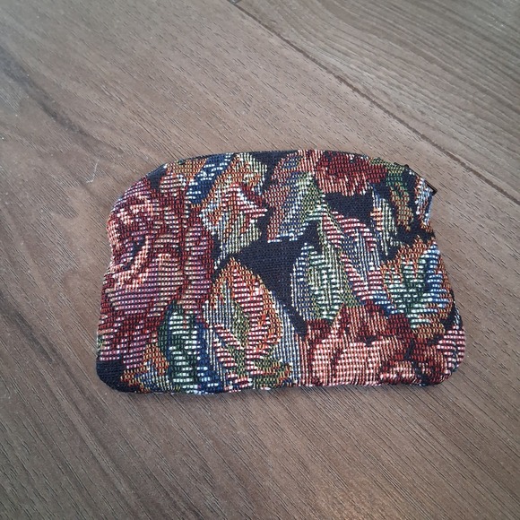 Vintage Floral Tapestry Small Witchy Clutch Zip‎ Change Purse MCM Mid Century - Picture 1 of 7